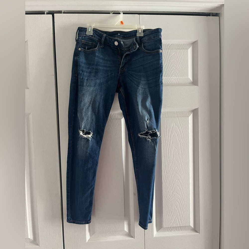 Old Navy Women's Dark Blue Distressed Skinny Jeans